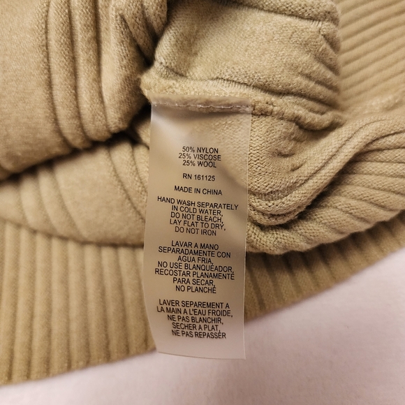 Vila Milano Olive Dilman Sleeve Sweater NWT - Picture 9 of 11